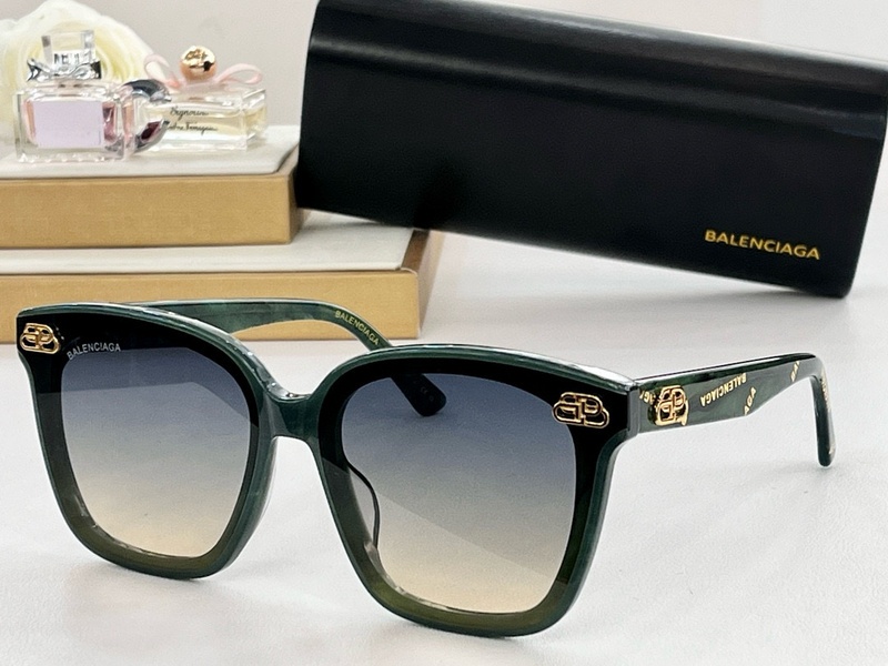 Balenciaga Sunglasses 148